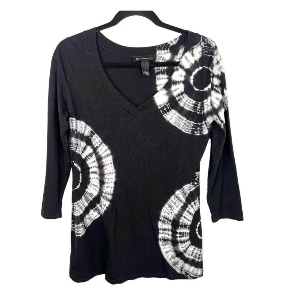Ladies INC International Concepts top with rhinestones  size large